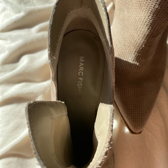 Marc Fisher Suede Ankle Booties Pointy Toe Block Heel- Tan - Picture 7 of 10